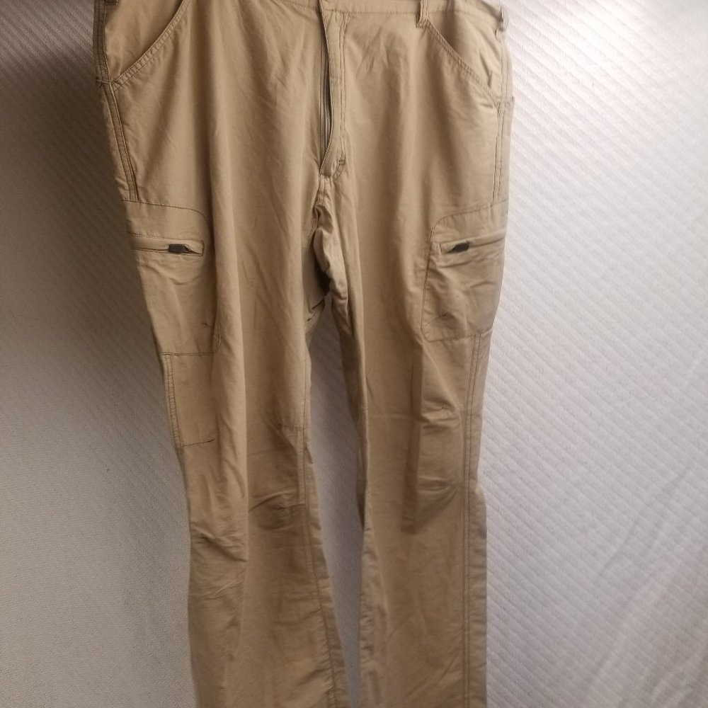 808 - Woolrich 40W 32L Lightweight Hiking Pants